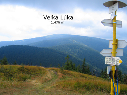 Vom Berg Minčol 1.364 m Rückblick auf den höchsten Berg der Lúčanská Malá Fatra, den Veľká Lúka 1.476 m