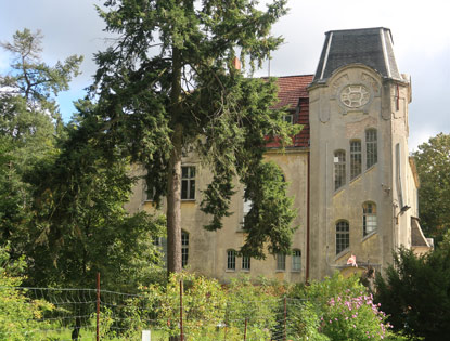 Spechthausen, Fabrikantenvilla