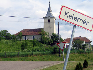 Die Dorfkirche von Kelemér (Kelemeri templon) in Ungarn