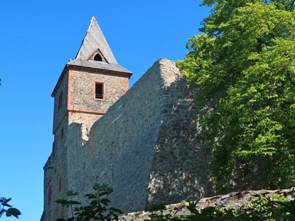Alemannenweg: Die Burg Frankenstein oberhalb von Darmstadt-Eberstadt