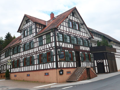 Alemannenweg Lützelbach: Gasthaus Spitzewirt iim Zentrum von  Lützelbach
