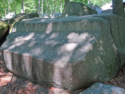 Alemannenweg im Felsenmeer: Der Altarstein