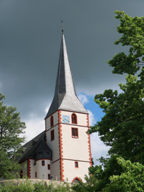 Alemannenweg Aurbach: die eangelische Bergkirche