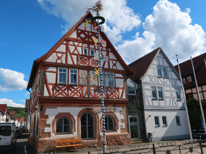 Rathaus von 1584 in Wenigumstadt