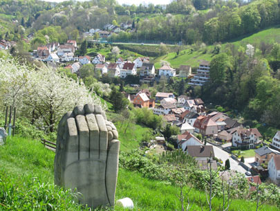 Blütenweg Odenwald: Blick vom Steinkopf auf Hambach, einem Ortsteil von Heppenheim
