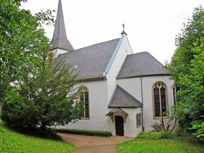 Odenwald Wanderung Bergstraße: Die evangelische Bergkirche in Jugenheim 