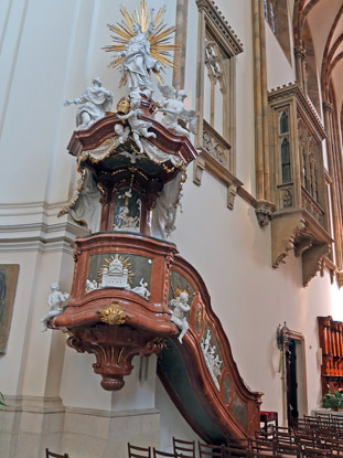 Barocke Kanzel in der St. Peter und Paul Kathedrale