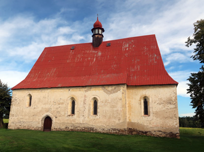 Kirche Mari Himmelahrt auf einer Anhhe bei Dobronice in Sdbhmen