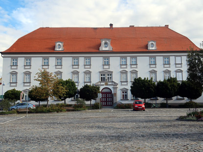 Týn nad Vltavou (Moldautein) Schloss auf dem Hauptplatz