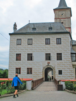 Der Eingang zur Hrad Romberk (Burg Rosenberg) 