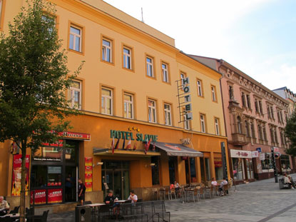 Hotel Slavie in der Fugngerzone von Eger