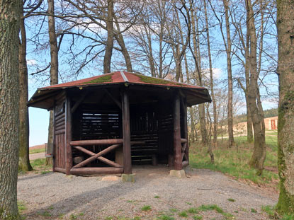 Camino incluso im Odenwald: Die Gaderner Hütte