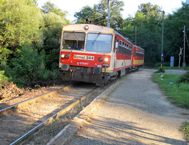 Von unserem Tagesziel Magyarkút sind wir nach Berkenye mit der Bahn gefahren.