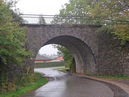 Eifelsteig Etappe 2: Brücke der Vennbahn in Roetgen