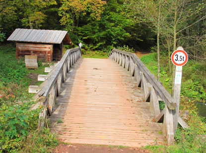 Die Urpferdbrücke über die Lieser beim Eckfelder Trokenmaar