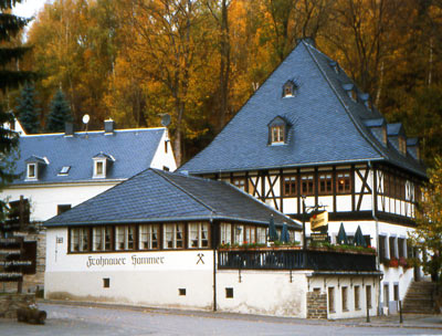 Wanderung Erzgebirge: Das Herrenhaus am Technischen Museum "Frohnauer Hammer" bei Annaberg-Buchholz