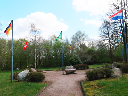 Beringer Garten erinnert am Brunnausee, dass es 5 gleichnamige Orte in Europa gibt