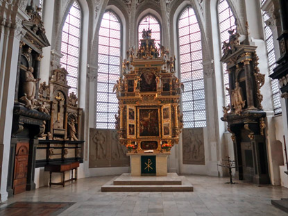 Altar der ev.  St. Marienkirche ion Celle
