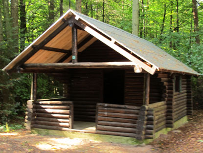 Schutzhütte am Hugenottenpfad