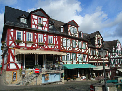 Fachwerkhäuser auf dem Marktplatz von Braunfels
