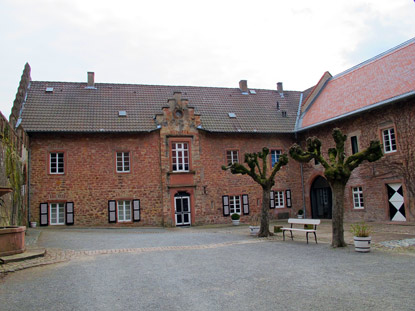 Der Innenhof der Mittelburg in Neckarsteinach. 