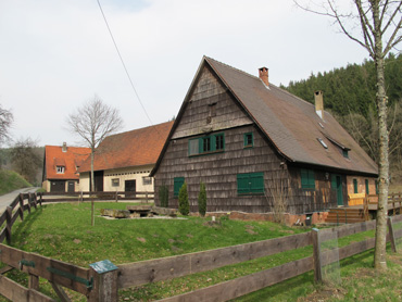 Nach der Vertreibung der Bewohner besteht Breitenbach nur noch aus 2 Häusern