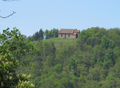 Auf dem Gotthardsberg nahe Amorbach stand das Nonnenkloster St. Godehard. Die Anlage wurde in dem Bauernkrieg 1525 zerstört. 