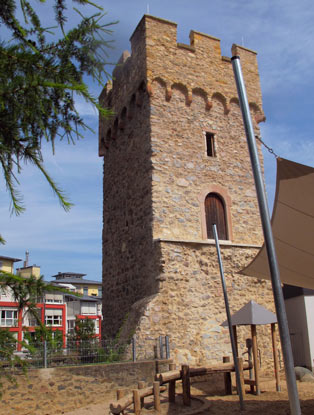 Roter Turm (erbaut 1300) in Bensheim war Teil der Stadtmauer
