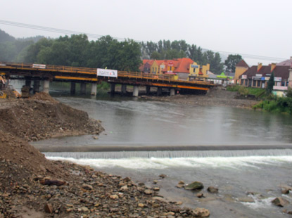 Die geplante Stadtbesichtigung von Żywiec (Saybusch) fiel wegen Starkregens buchstäblich ins Wasser