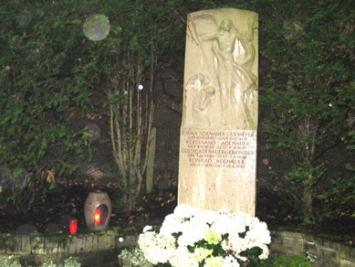 Grab der Familie Adenauer auf dem Waldfriedhof von Rhöndorf