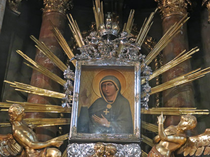 Kleine Karpaten. Das Altarbild in der Nikolauskirche von Trnava (Tyrnau)