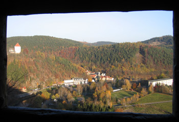 Blick auf den Ort Ziegenrück mit seinem Schloss