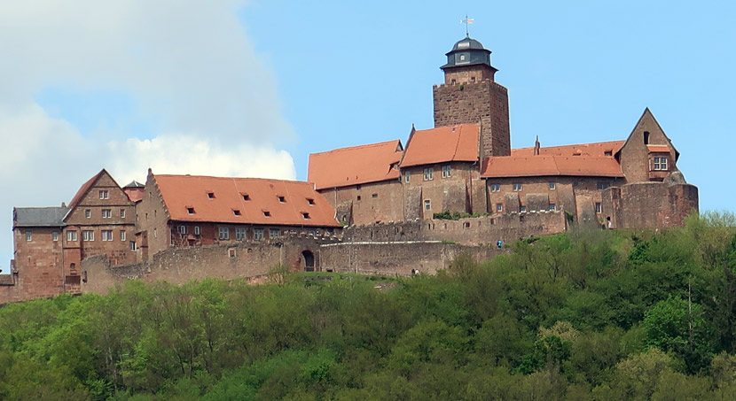 Burg Breuberg. Ansciht vom Mmlingtal
