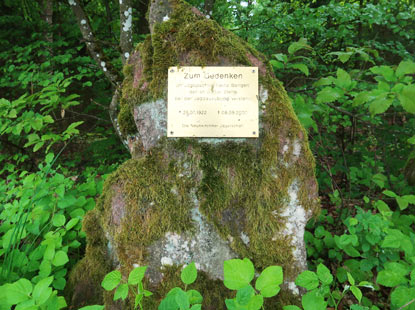 Gedenkstein am Frstelweg bei Neunkirchen (Odenwald) zur Erinnerung an Heinz Bangert