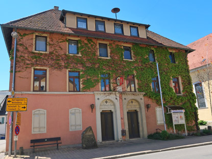 Rathaus von 1841 in Bargen