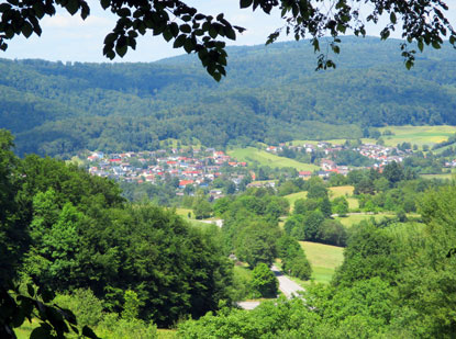 Blick auf den Erbach, einem Ortsteil von Heppenheim