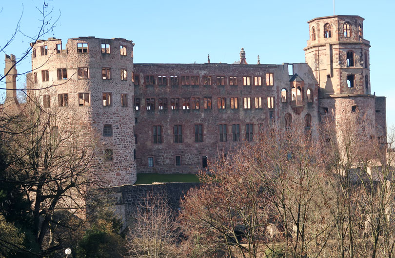 Blick auf das Heidelberger Schloss von der Scheffelterasse