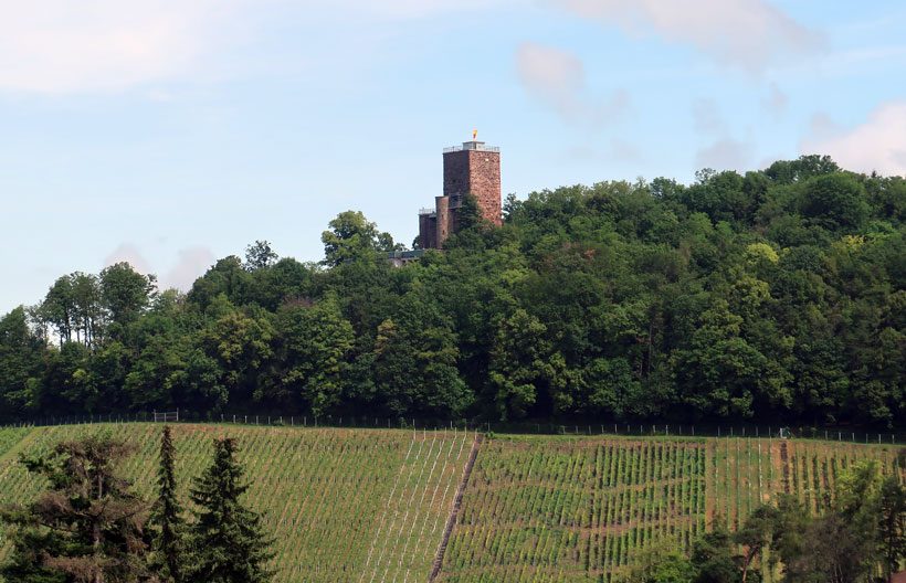 Blick auf den Turmberg bei Karslruhe -Durlach
