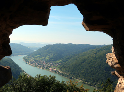 Welterbesteig Wachau: Ausblick von der Burg Aggstein  in Richtung Westen